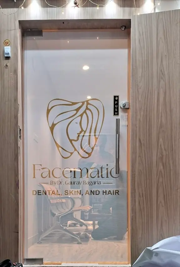 Facematic clinic entrance, Sarat Bose Road