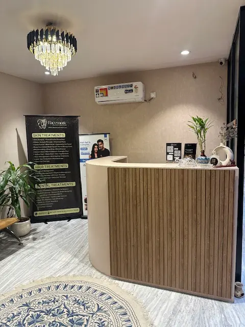 Facematic reception desk